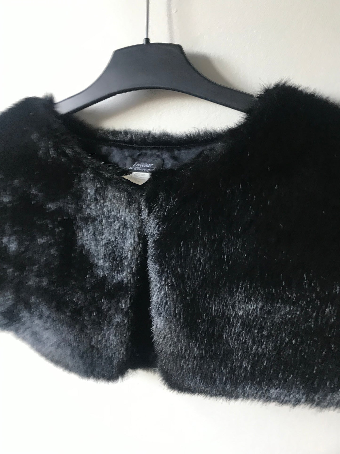 Faux fur bolero