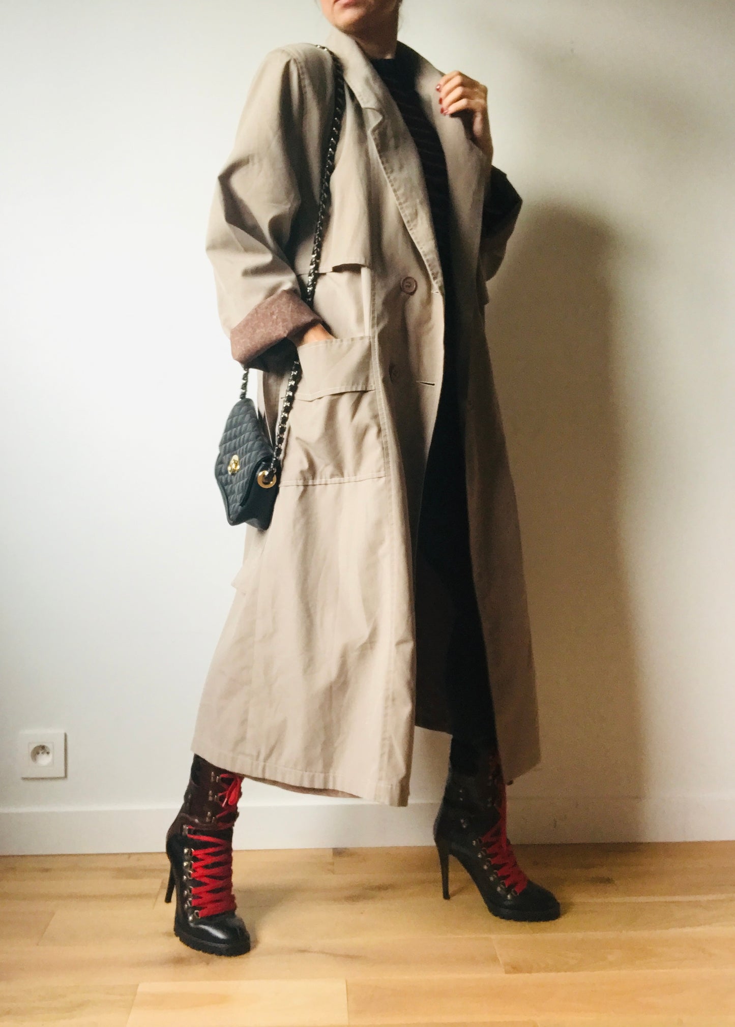 Iconic 80s trenchcoat