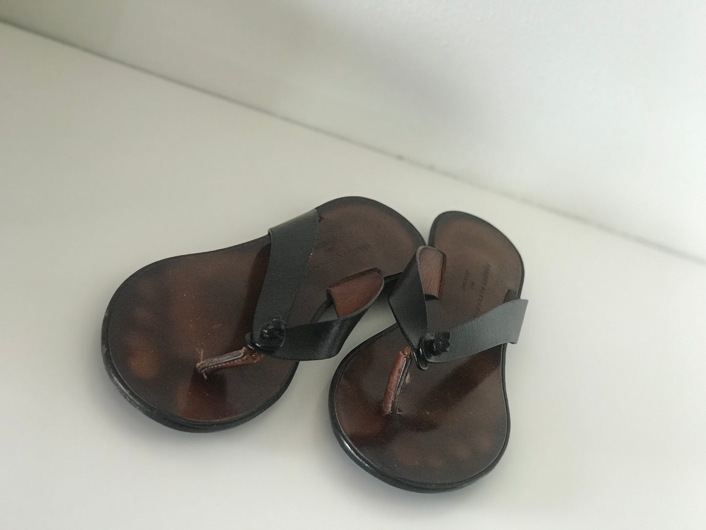 Robert Clergerie leather flip flop