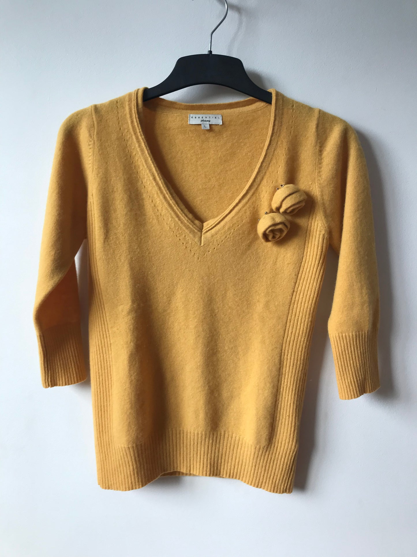 Essentiel 100% cashmere sweater