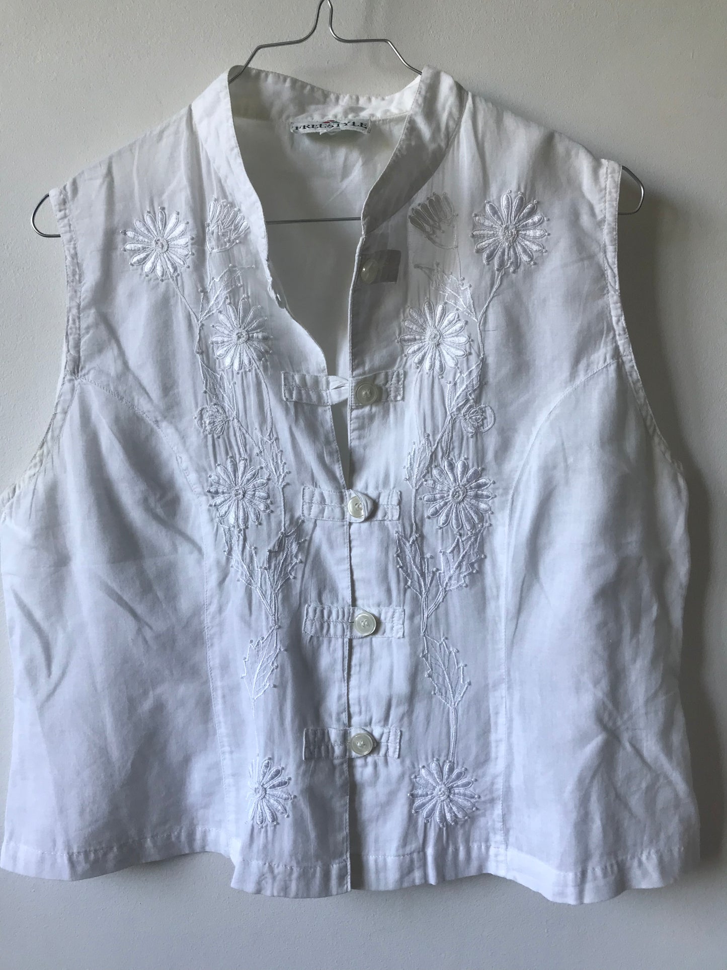 Embroidered blouse vintage