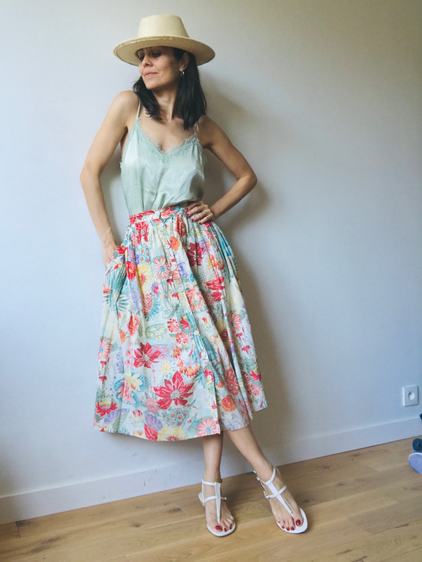 Floral print vintage midi skirt