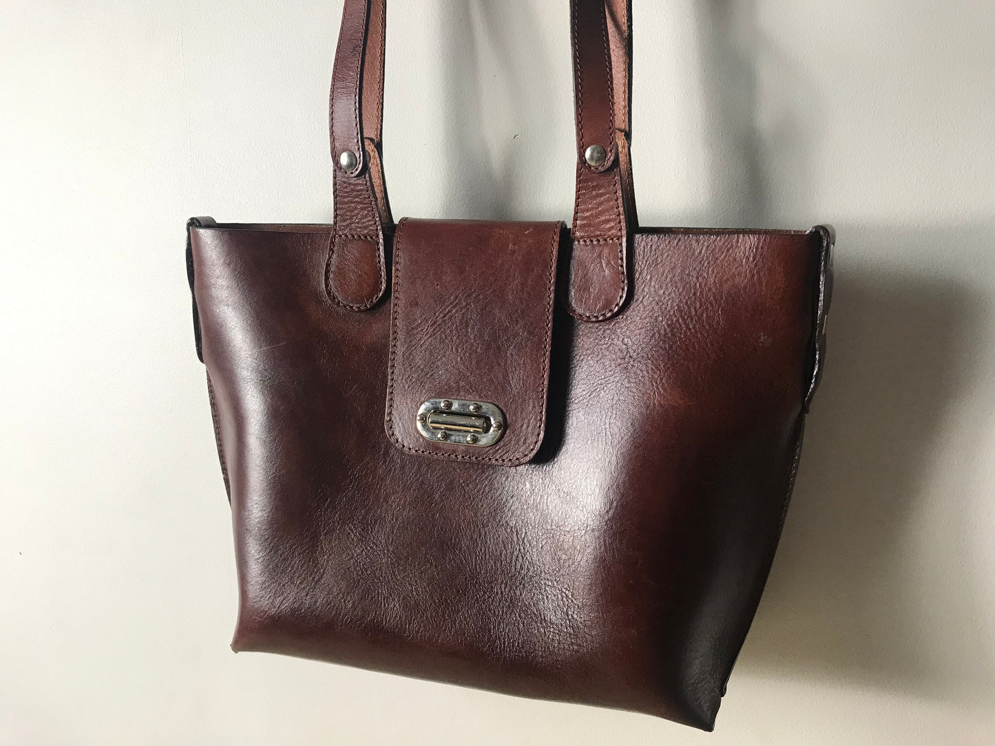 Vintage Solid Leather Handbag