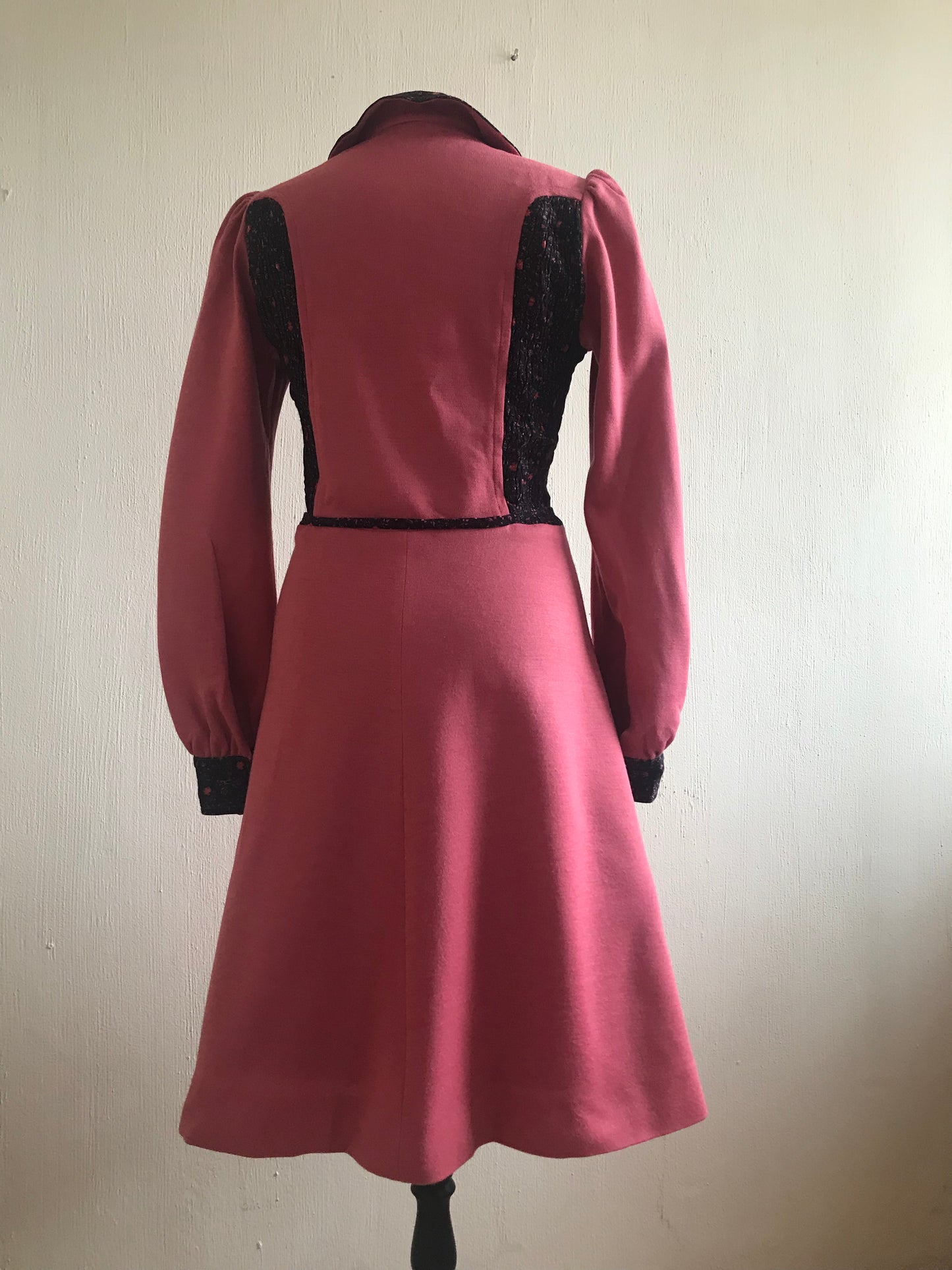 Vintage midi dress