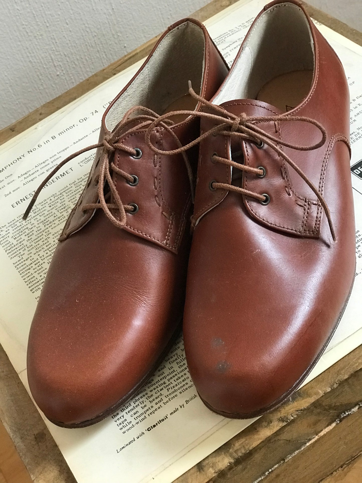 oxford lace up shoes