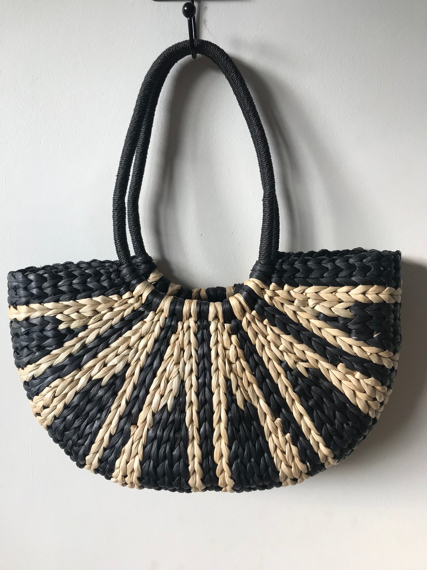 Straw bag