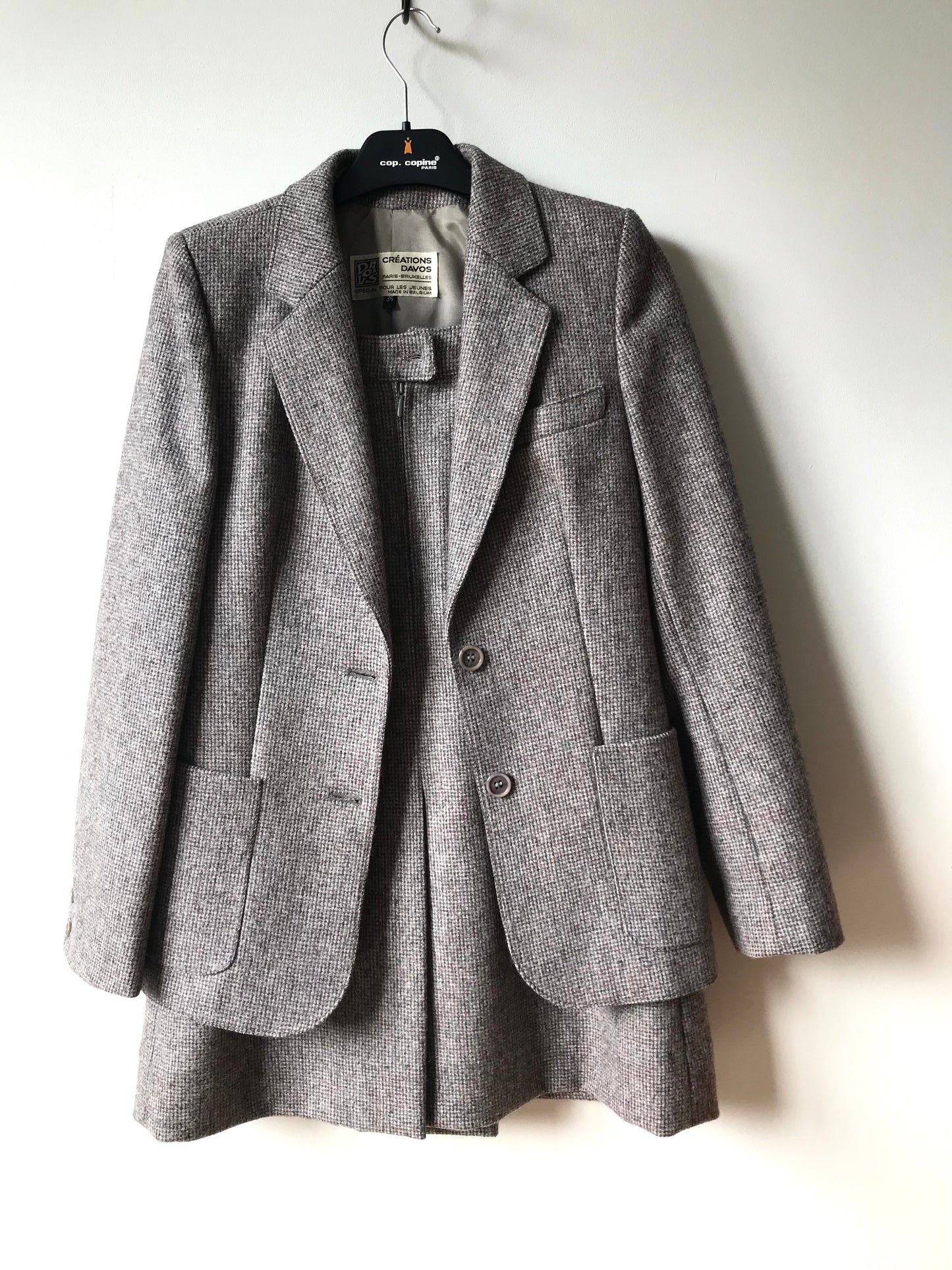 90s Vintage wool skirt suit